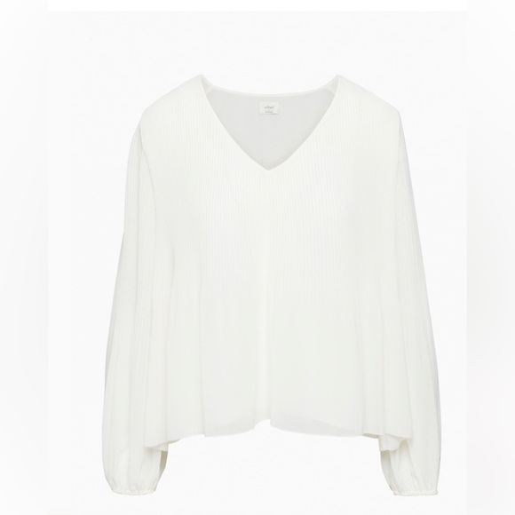 Aritzia Wilfred Daydreamer v neck blouse - Picture 2 of 6